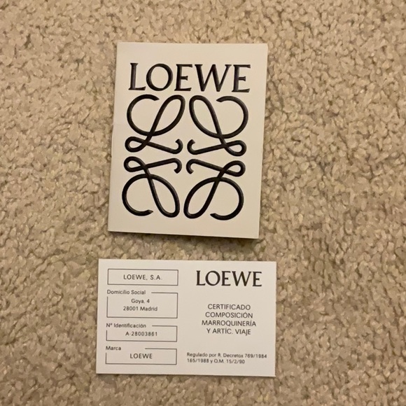 Loewe Puzzle Bag - Medium In Tan - Picture 16 of 16